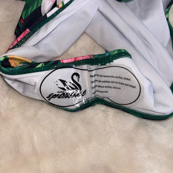 NWT Women One piece Swimsuit ruffle  bathing suit with tummy control - Picture 6 of 10